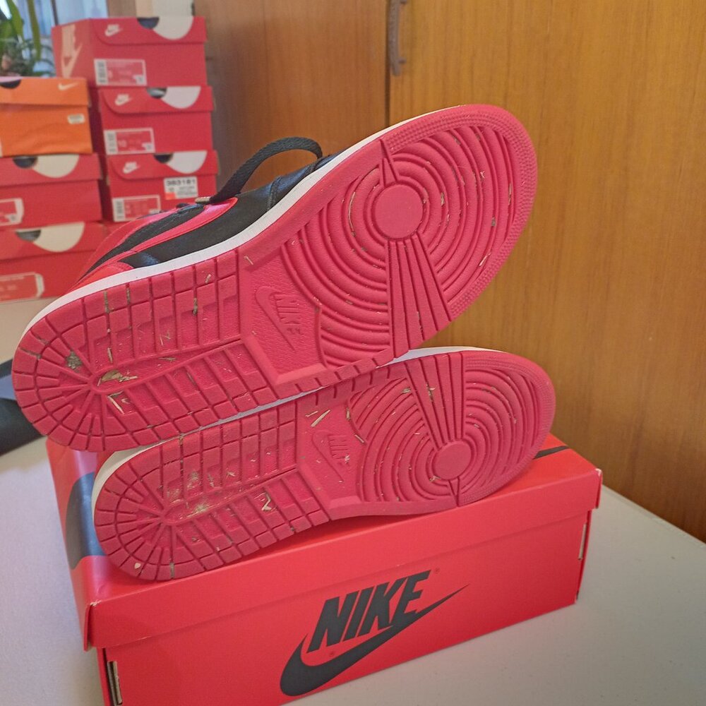 Size 10.5 - Air Jordan 1 Retro OG 2023 High Satin Bred mens 10.5 womens 12 - Picture 2 of 12